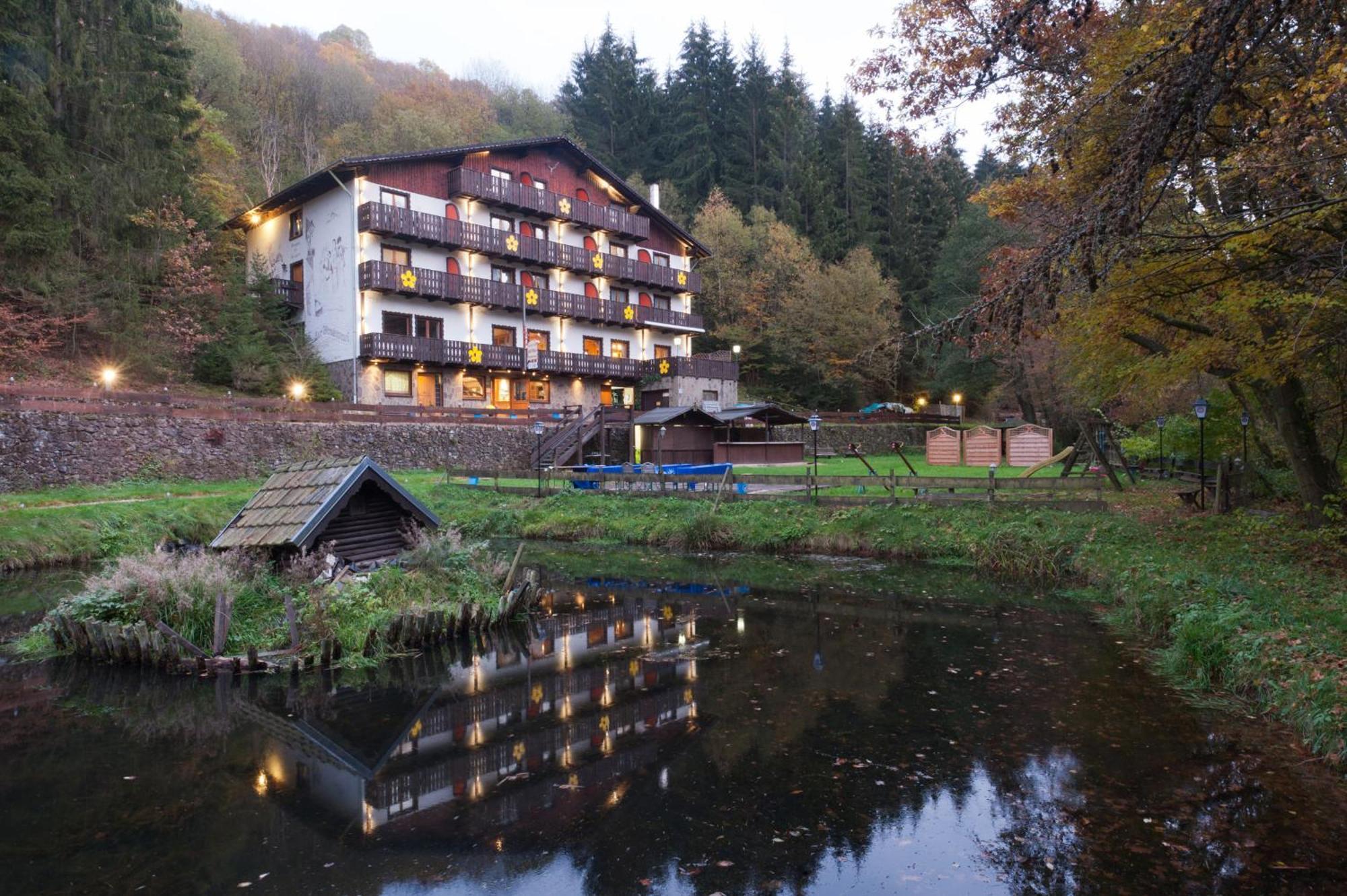 Wolffhotel كوب المظهر الخارجي الصورة